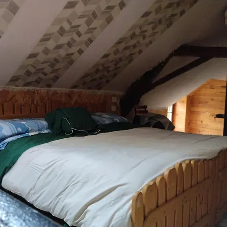 Le Mont Rochard * Sainte-Gemmes-le-Robert
